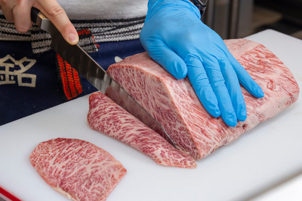 目的に応じて切り方を使い分けます